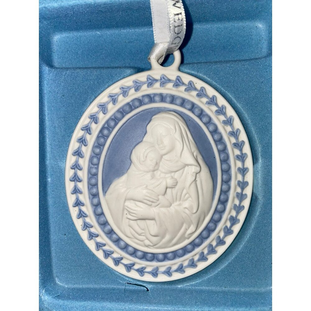 Wedgwood Madonna & Child Ornament White & Blue Jasperware Porcelain Ribbon Accen